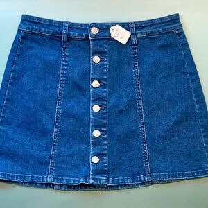 EIGHTY TWO Denim Button-Front Mini Skirt – Size M
